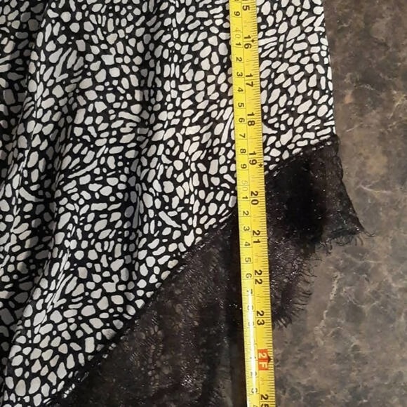 Derek Lam 10 Crosby Long Sleeve Cold-Shoulder Halter-Tie Printer Blouse Gray - Picture 8 of 8